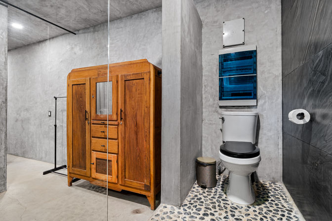 Casa Halo: Gated Luxury Villa with Pool, Sonos Sound System & Dedicated Staff image 53