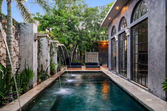 Casa Halo: Gated Luxury Villa with Pool, Sonos Sound System & Dedicated Staff image 2