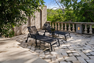 Casa Halo: Gated Luxury Villa with Pool, Sonos Sound System & Dedicated Staff image 37