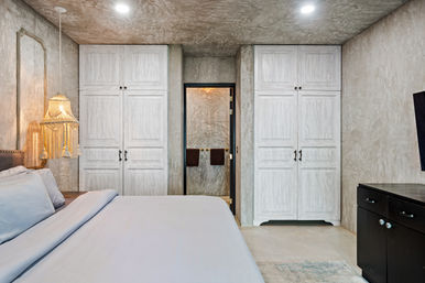 Casa Halo: Gated Luxury Villa with Pool, Sonos Sound System & Dedicated Staff image 41