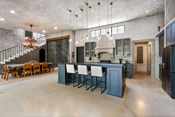 Casa Halo: Gated Luxury Villa with Pool, Sonos Sound System & Dedicated Staff image 12