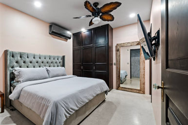 Casa Halo: Gated Luxury Villa with Pool, Sonos Sound System & Dedicated Staff image 45