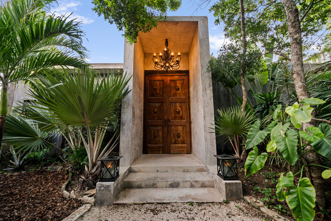 Casa Halo: Gated Luxury Villa with Pool, Sonos Sound System & Dedicated Staff image 68