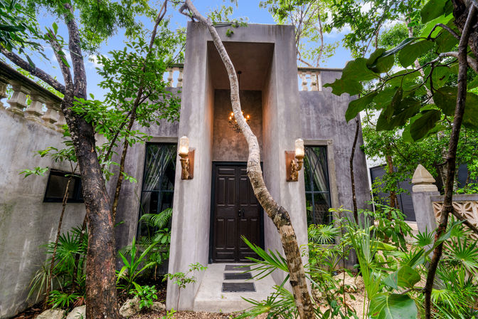 Casa Halo: Gated Luxury Villa with Pool, Sonos Sound System & Dedicated Staff image 70