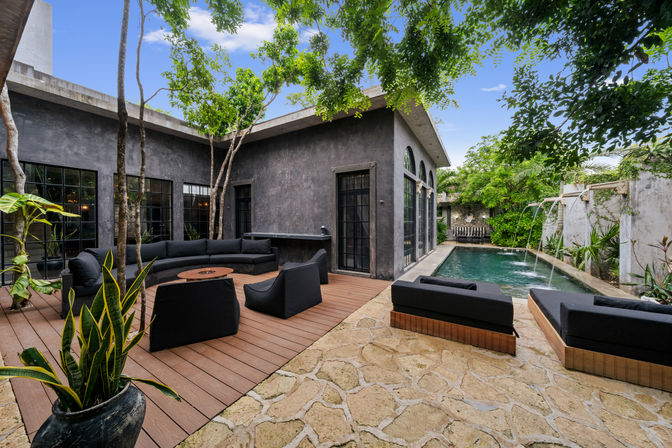 Casa Halo: Gated Luxury Villa with Pool, Sonos Sound System & Dedicated Staff image 20