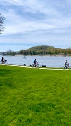 Bike & Beer Tour of Grand Haven: 3 Breweries, Beach Adventure & Local Guide image 22