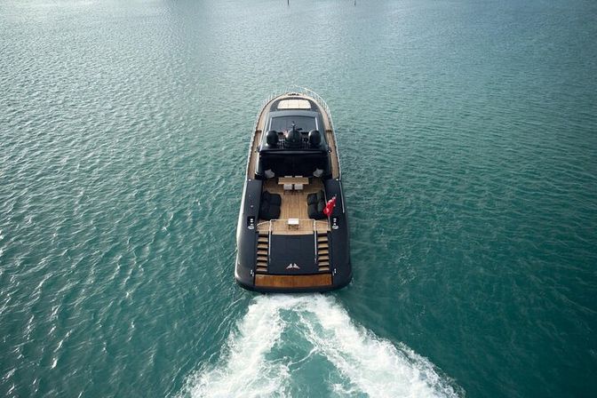 All Inclusive Luxury Yacht Charter: Neoprene 108 ft Overmarine image 17