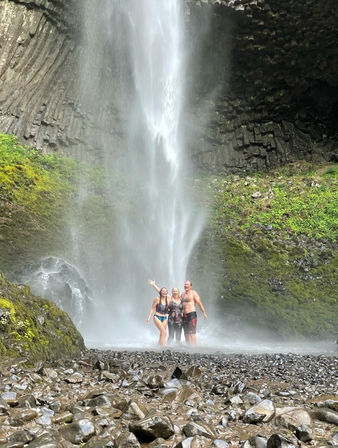 Multnomah Falls E-Bike Tours image 8