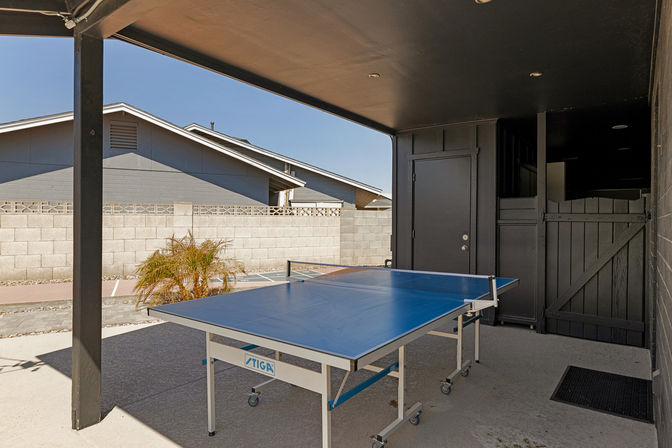 Scottsdale Social Club in Old Town: Features Outdoor Games, Large Heated Pool & More image 23