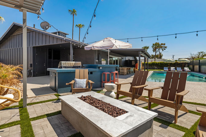 Scottsdale Social Club in Old Town: Features Outdoor Games, Large Heated Pool & More image 25