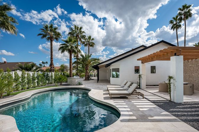 The MYAH: Luxe Desert Escape & Dreamy Outdoor Living image 17