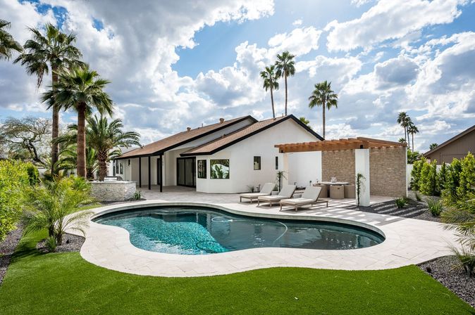 The MYAH: Luxe Desert Escape & Dreamy Outdoor Living image 18