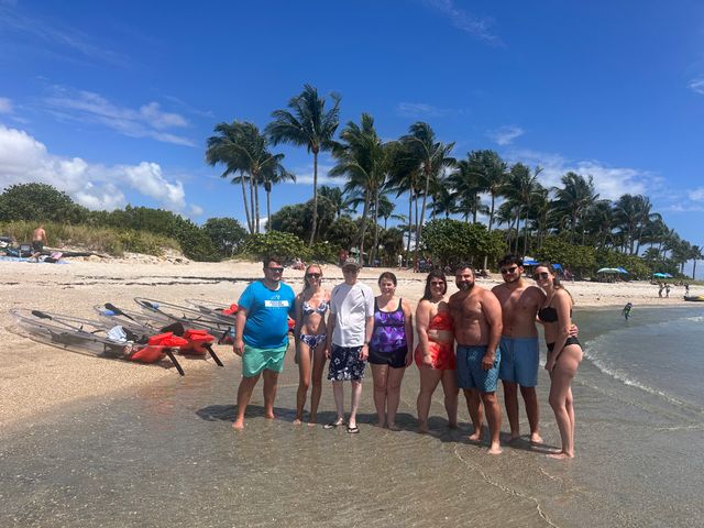 Clear Kayak Guided Tour: Paddle to Peanut Island image 4