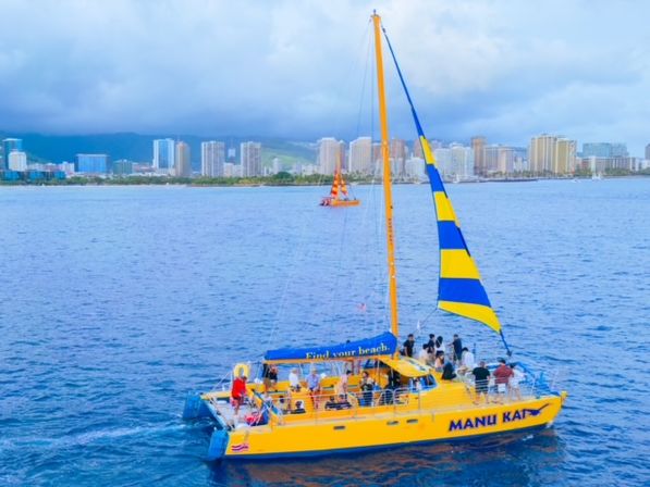 Private Honolulu Sunset Sail at Kewalo Basin Harbor with Complimentary Drinks (Up to 49 Passengers) image 7