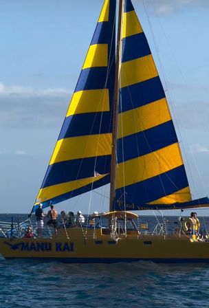 Private Honolulu Sunset Sail at Kewalo Basin Harbor with Complimentary Drinks (Up to 49 Passengers) image 6