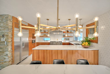 The Sunset Palms: A Mid-Century Modern Oasis image 40