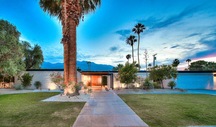 The Sunset Palms: A Mid-Century Modern Oasis image 30
