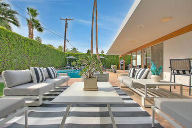 The Sunset Palms: A Mid-Century Modern Oasis image 15