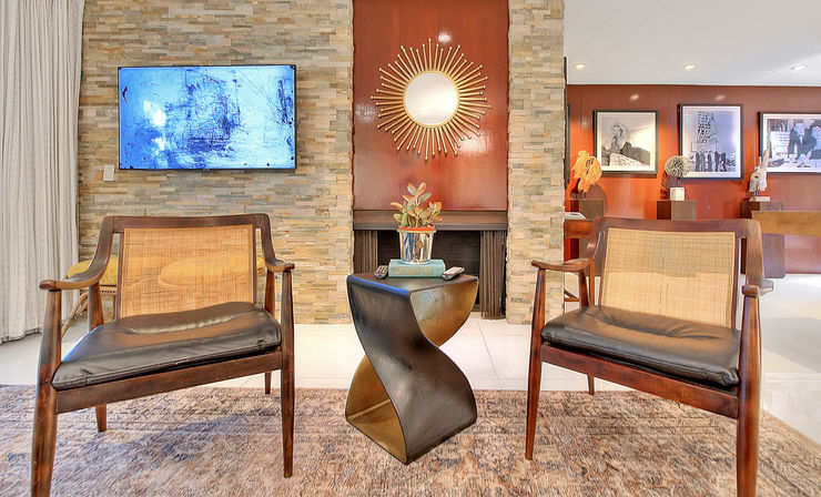 The Sunset Palms: A Mid-Century Modern Oasis image 54