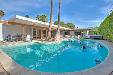 The Sunset Palms: A Mid-Century Modern Oasis image 7