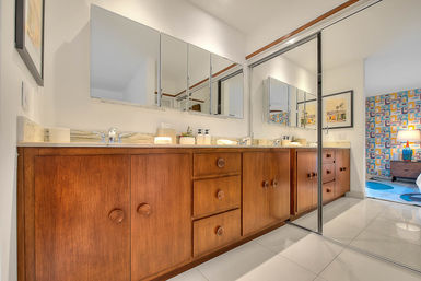 The Sunset Palms: A Mid-Century Modern Oasis image 65