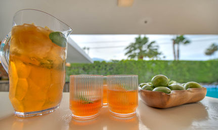 The Sunset Palms: A Mid-Century Modern Oasis image 16