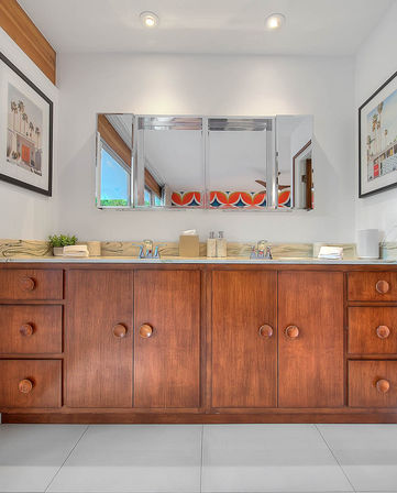 The Sunset Palms: A Mid-Century Modern Oasis image 59