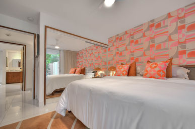The Sunset Palms: A Mid-Century Modern Oasis image 69