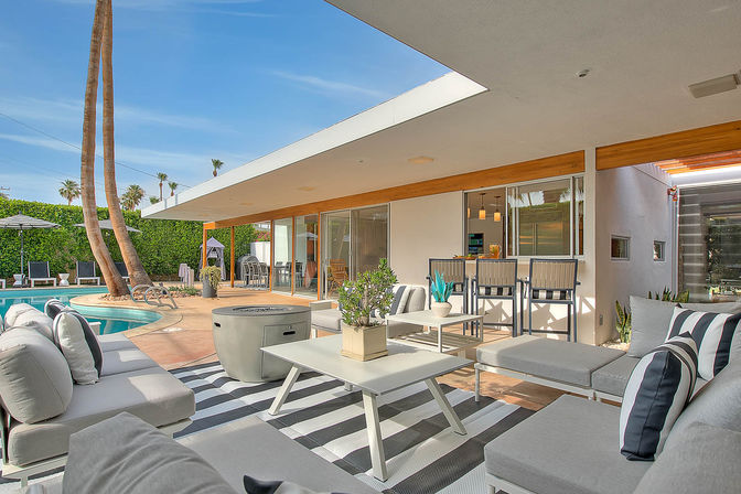 The Sunset Palms: A Mid-Century Modern Oasis image 4
