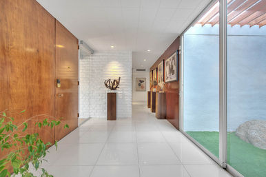 The Sunset Palms: A Mid-Century Modern Oasis image 36