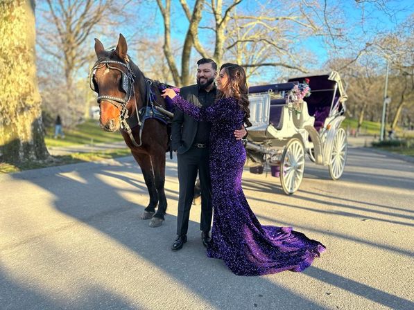 Scenic Horse Carriage Rides to Central Park, Rockefeller & Times Square image 1