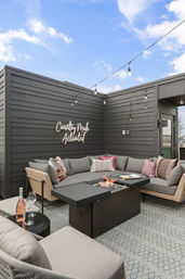 The Hubb House with Hot Tub and Rooftop Lounge image 25
