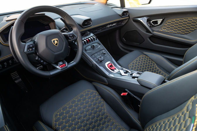 Lamborghini Huracan Spyder - Fast Car Cruising Experience in Miami image 7