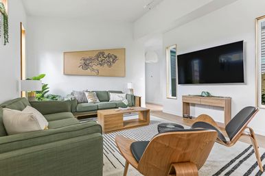 Zen Paradise: NOLA Oasis with Private Hot Tub and Shared Heated Pool image 20