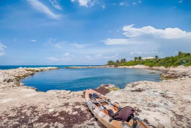 Casa Kira: Luxury 6BR Villa with Private Pool & Beach Access image 23