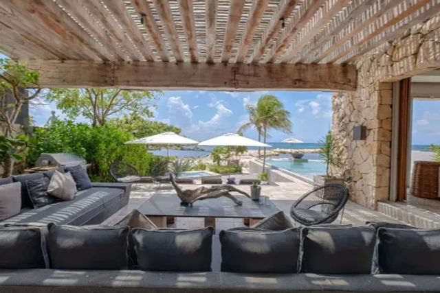 Casa Kira: Luxury 6BR Villa with Private Pool & Beach Access image 4