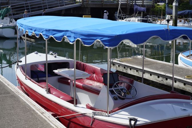 Stylish Electric Duffy Boat Rental: Cruise the Stunning Sausalito Coastline with Your Crew image 6