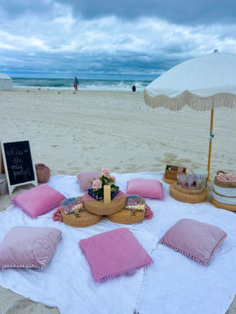 Luxury Picnic Experiences: Beach, Backyard, Bay & Indoor Setups image 10