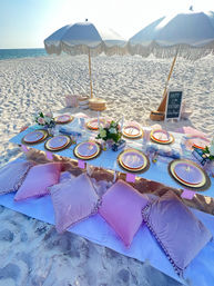 Luxury Picnic Experiences: Beach, Backyard, Bay & Indoor Setups image 12