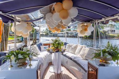 Luxury Picnic Experiences: Beach, Backyard, Bay & Indoor Setups image 6
