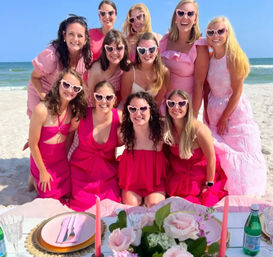 Luxury Picnic Experiences: Beach, Backyard, Bay & Indoor Setups image 1