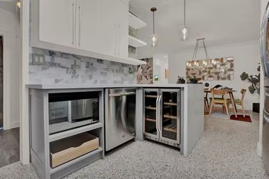Paradise Palm Villa - Large Miami Getaway Home: Modern Villa with Pool & Entertainment Space image 25