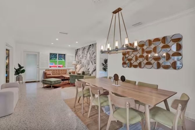 Paradise Palm Villa - Large Miami Getaway Home: Modern Villa with Pool & Entertainment Space image 21