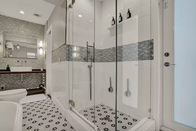 Paradise Palm Villa - Large Miami Getaway Home: Modern Villa with Pool & Entertainment Space image 23