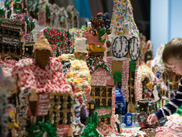 Chelsea Market, High Line, & Hudson Yards Food & History Tour image 8