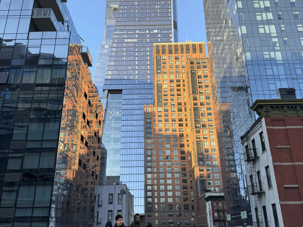Chelsea Market, High Line, & Hudson Yards Food & History Tour image 15