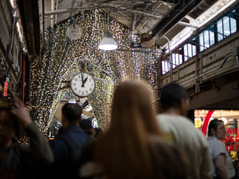 Chelsea Market, High Line, & Hudson Yards Food & History Tour image 11
