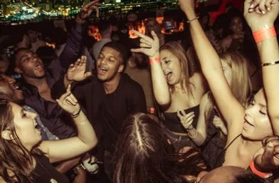 Blue Booze Cruise 2025: NYC Party Boat with DJ Beats, Flowing Drinks, and Skyline Views image 8