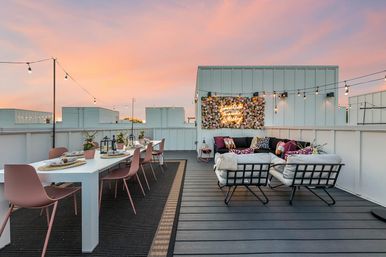 Bourbon and Bubbles: Retro Speakeasy-Style Home with Rooftop Hot Tub image 38