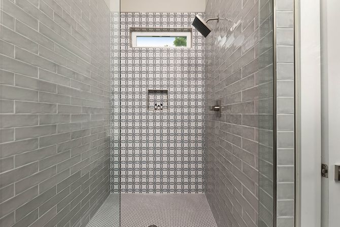 Bourbon and Bubbles: Retro Speakeasy-Style Home with Rooftop Hot Tub image 32